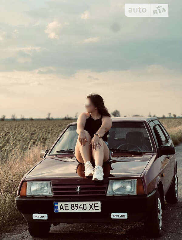 Хэтчбек ВАЗ / Lada 2109 1995 в Снигиревке