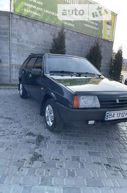 Хэтчбек ВАЗ / Lada 2109 2002 в Кропивницком