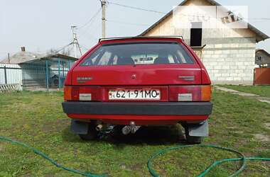 Хэтчбек ВАЗ / Lada 2109 1992 в Вижнице