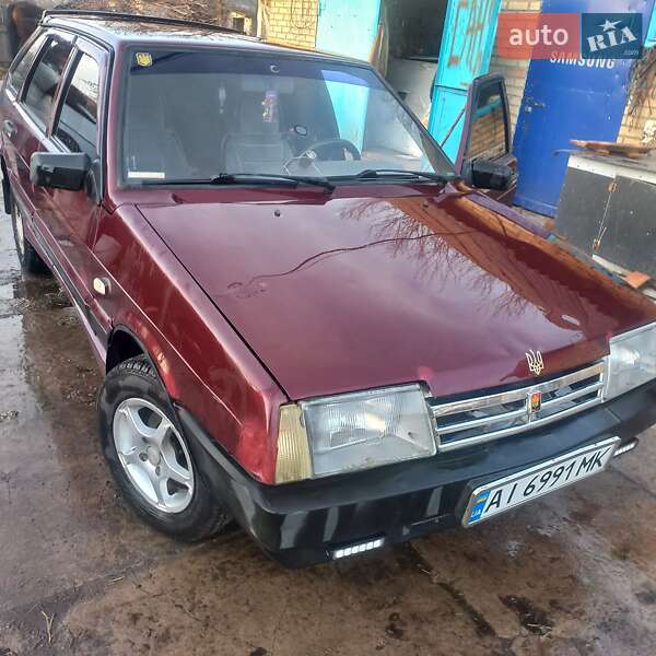 Хэтчбек ВАЗ / Lada 2109 2008 в Изюме фото 3 Хэтчбек ВАЗ / Lada 2109 2008 в Изюме