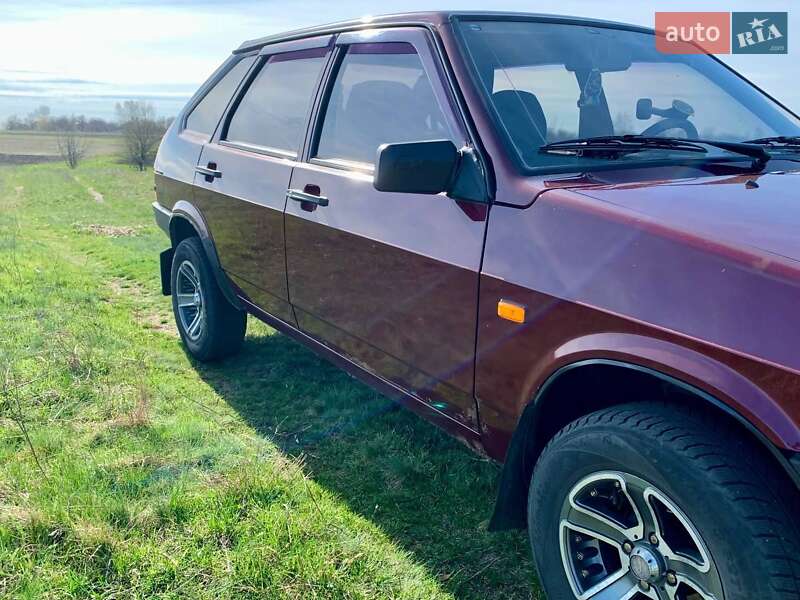 Хетчбек ВАЗ / Lada 2109 2008 в Глобиному