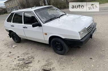 Хэтчбек ВАЗ / Lada 2109 1988 в Чугуеве