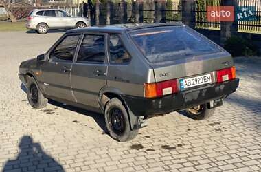 Хетчбек ВАЗ / Lada 2109 2002 в Звягелі
