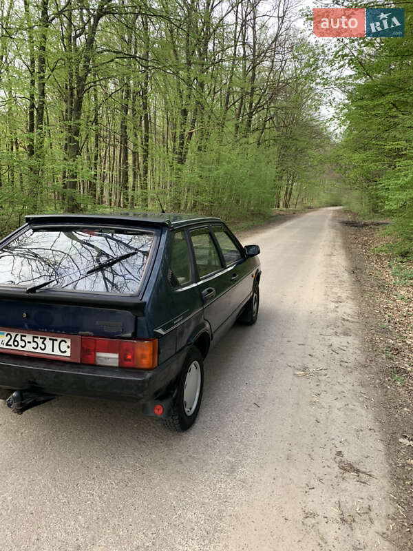 Хетчбек ВАЗ / Lada 2109 1991 в Львові
