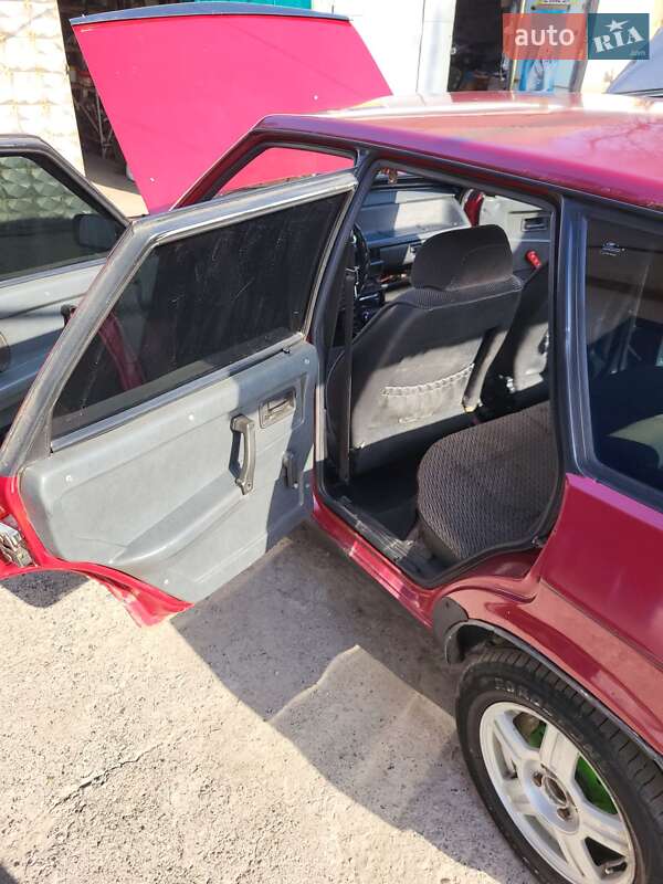 Хэтчбек ВАЗ / Lada 2109 1995 в Днепре
