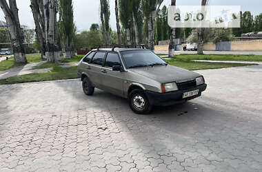 Хетчбек ВАЗ / Lada 2109 2002 в Дніпрі