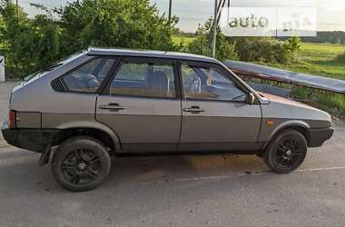 Хэтчбек ВАЗ / Lada 2109 1991 в Берегово