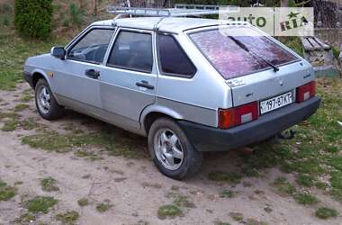 Хэтчбек ВАЗ / Lada 2109 2003 в Киеве