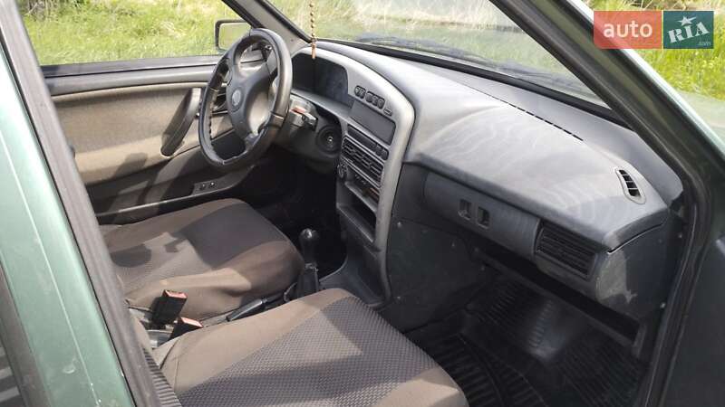 Хэтчбек ВАЗ / Lada 2109 2008 в Буске фото 9 Хэтчбек ВАЗ / Lada 2109 2008 в Буске