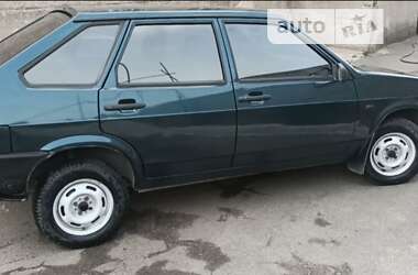 Хэтчбек ВАЗ / Lada 2109 2004 в Днепре