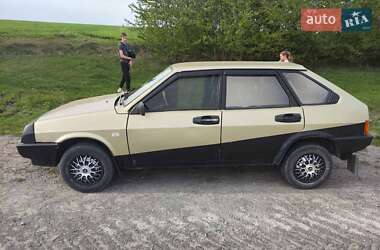 Хэтчбек ВАЗ 2109 1989 в 