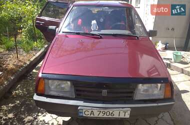 Хэтчбек ВАЗ / Lada 2109 2007 в Корсуне-Шевченковском