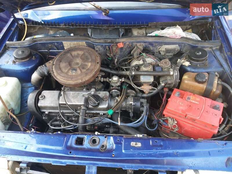 Хэтчбек ВАЗ / Lada 2109 2001 в Львове