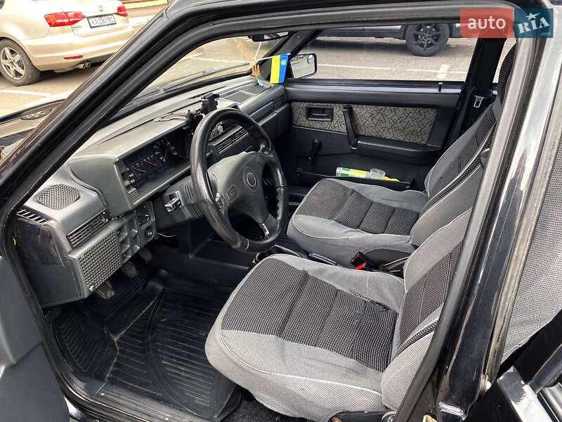 Хэтчбек ВАЗ / Lada 2109 2006 в Киеве фото 10 Хэтчбек ВАЗ / Lada 2109 2006 в Киеве