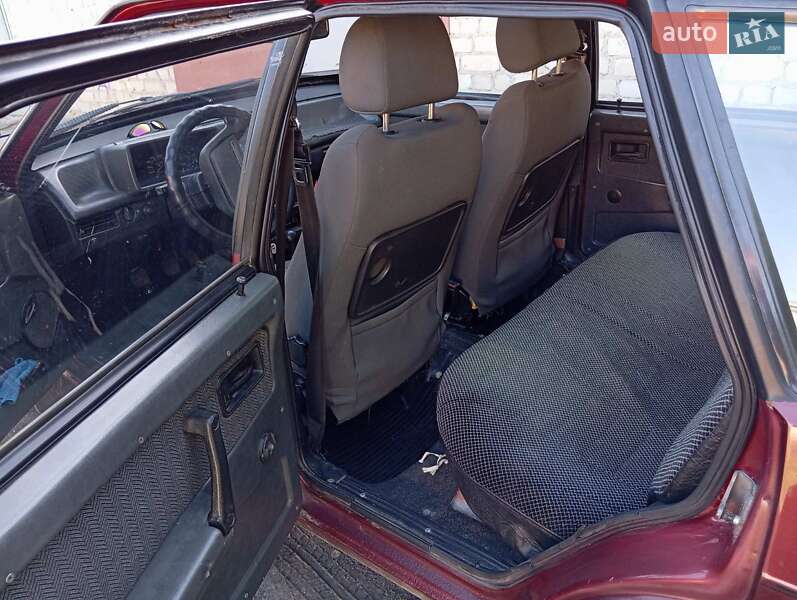 Хэтчбек ВАЗ / Lada 2109 1995 в Первомайске