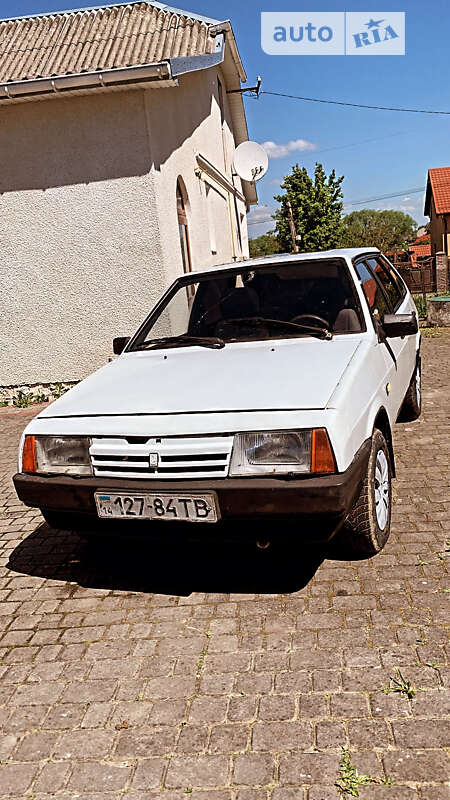 Хэтчбек ВАЗ / Lada 2109 1992 в Стебнику