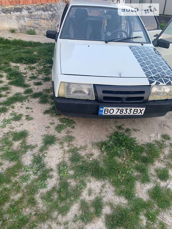 Хетчбек ВАЗ / Lada 2109 1992 в Чорткові