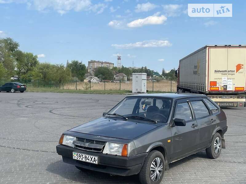 Хэтчбек ВАЗ / Lada 2109 1993 в Новомосковске