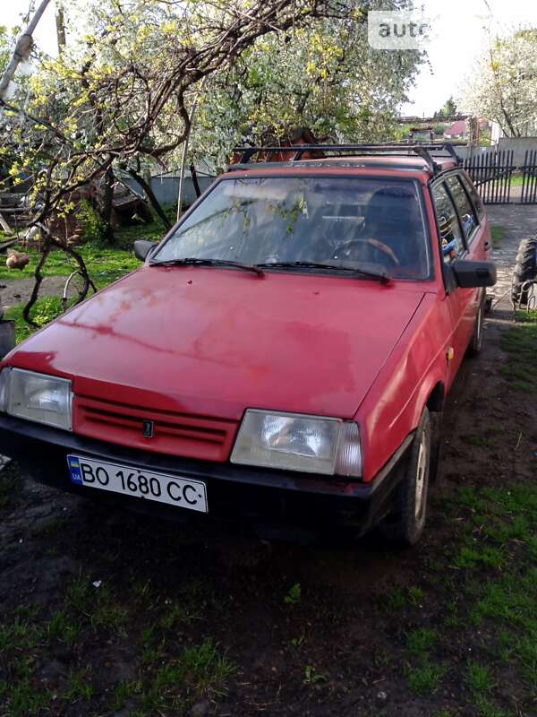 Хэтчбек ВАЗ / Lada 2109 1993 в Чорткове