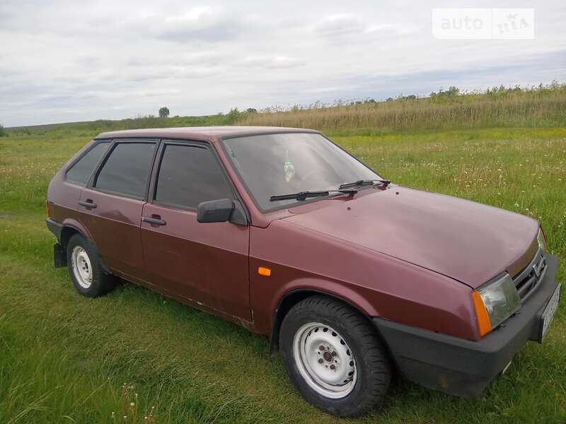 Хетчбек ВАЗ / Lada 2109 1995 в Ічні