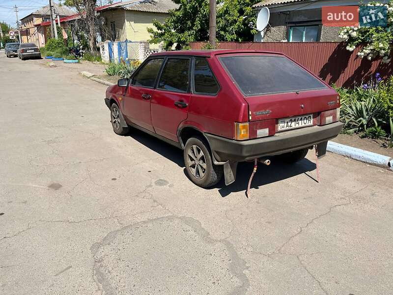 Хетчбек ВАЗ / Lada 2109 1993 в Веселиновому