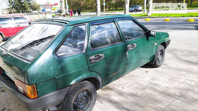 Седан ВАЗ / Lada 2109 1998 в Запорожье
