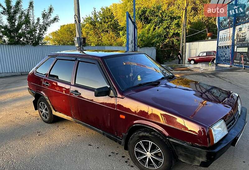 Хэтчбек ВАЗ / Lada 2109 2006 в Чугуеве фото 11 Хэтчбек ВАЗ / Lada 2109 2006 в Чугуеве