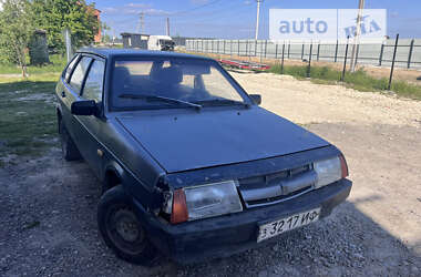 Хэтчбек ВАЗ / Lada 2109 1992 в Городке