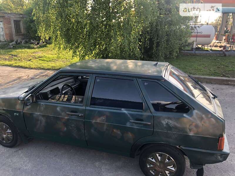 Хэтчбек ВАЗ / Lada 2109 1998 в Казатине