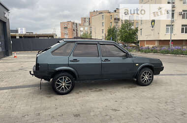 Хэтчбек ВАЗ / Lada 2109 2004 в Одессе