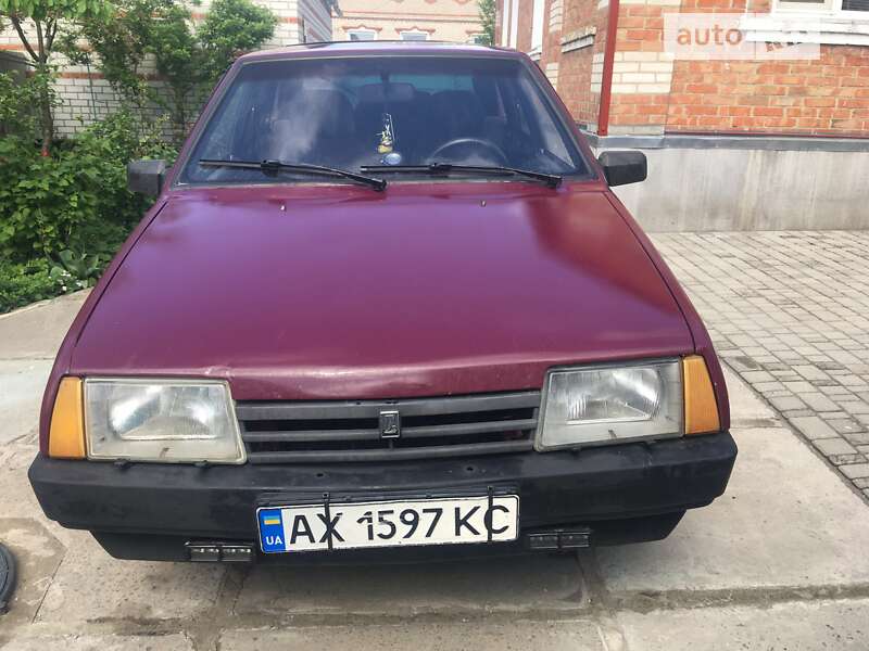 Хэтчбек ВАЗ / Lada 2109 1992 в Валках