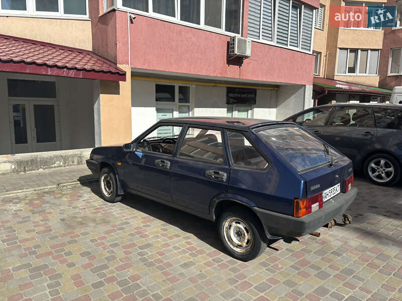 Хэтчбек ВАЗ / Lada 2109 2005 в Львове