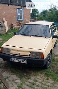 Хэтчбек ВАЗ / Lada 2109 1988 в Смеле