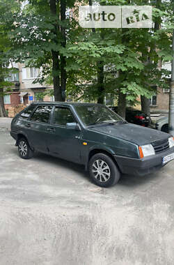Хэтчбек ВАЗ / Lada 2109 2004 в Киеве