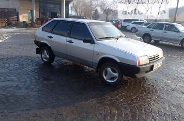 Хэтчбек ВАЗ / Lada 2109 2003 в Ужгороде