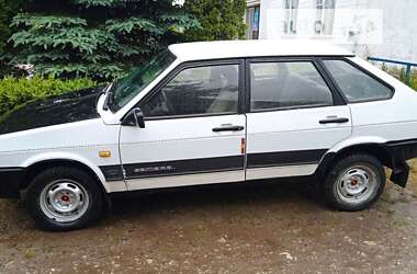 Хэтчбек ВАЗ / Lada 2109 2000 в Теребовле