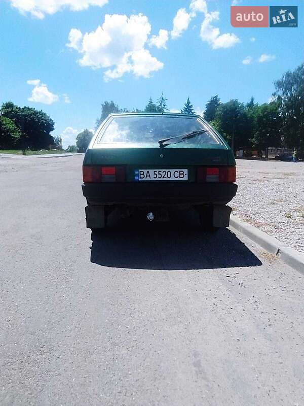 Хэтчбек ВАЗ / Lada 2109 2001 в Знаменке