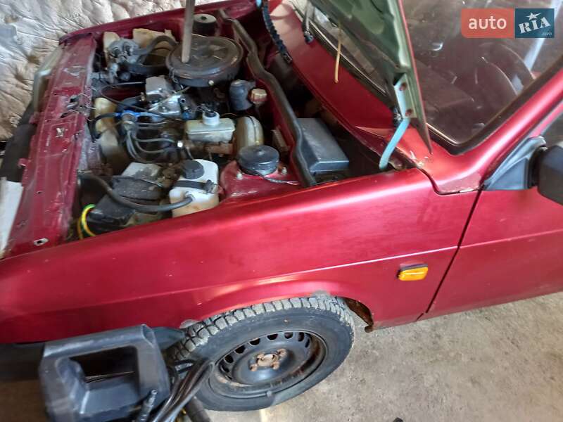Хэтчбек ВАЗ / Lada 2109 1993 в Бучаче