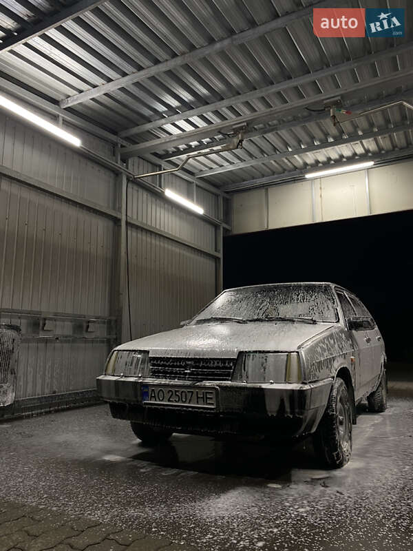 Хэтчбек ВАЗ / Lada 2109 2005 в Мукачево