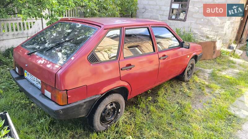 Хэтчбек ВАЗ / Lada 2109 1989 в Бердичеве