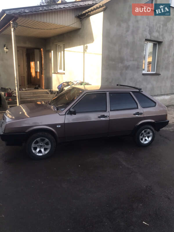 Хэтчбек ВАЗ / Lada 2109 1995 в Тернополе