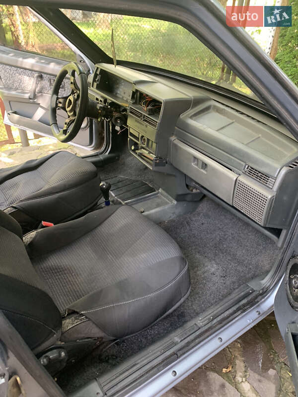Хэтчбек ВАЗ / Lada 2109 2006 в Мукачево
