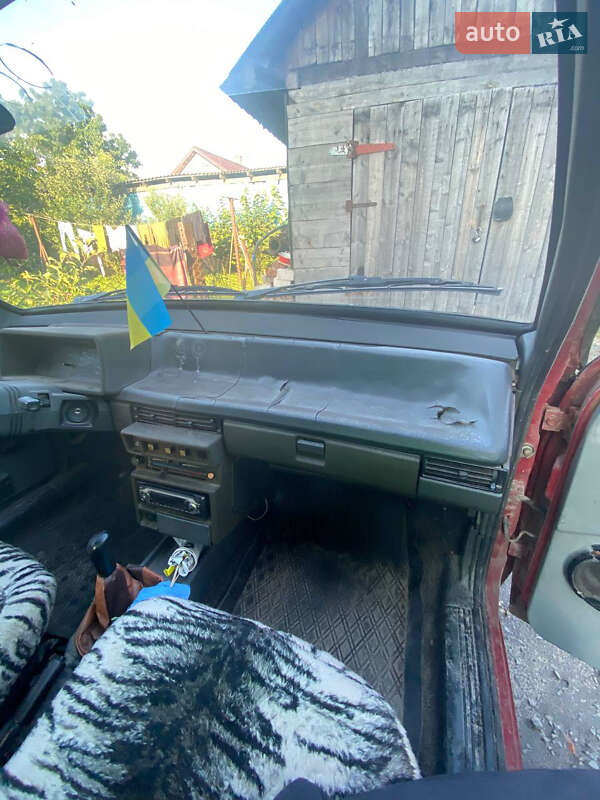 Хэтчбек ВАЗ / Lada 2109 1991 в Киверцах