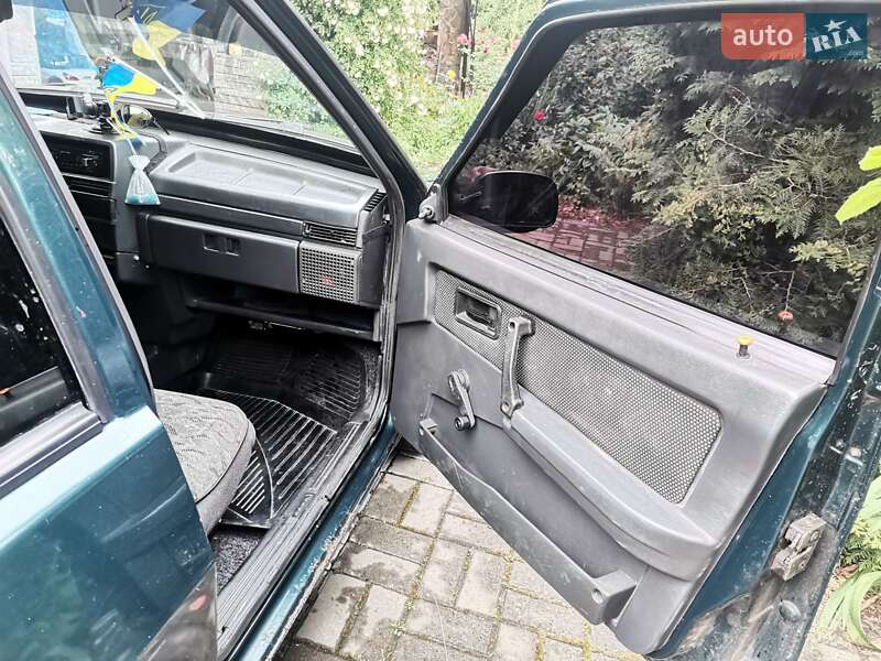 Хетчбек ВАЗ / Lada 2109 2003 в Черкасах
