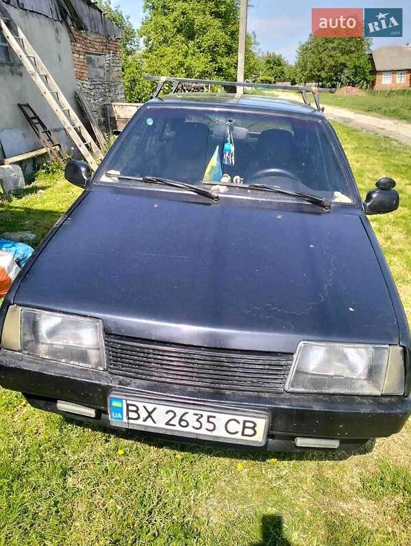 Хетчбек ВАЗ / Lada 2109 2005 в Дунаївцях