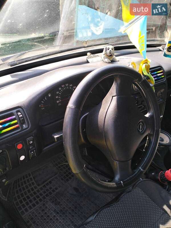 Хетчбек ВАЗ / Lada 2109 2005 в Дунаївцях