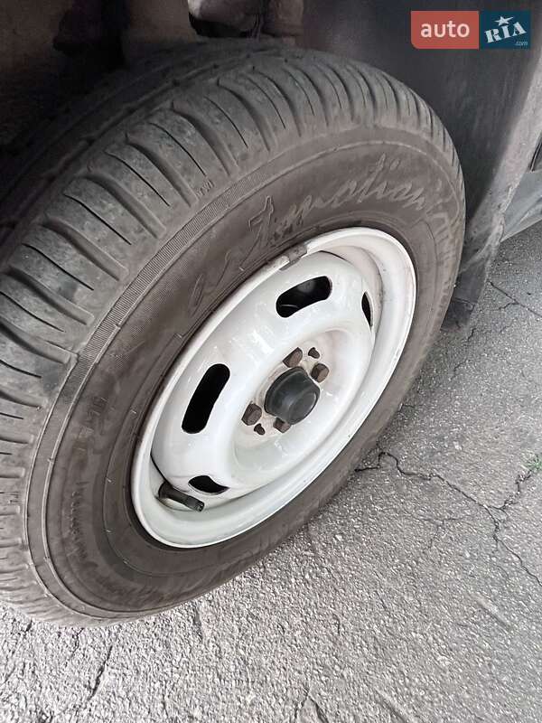 Хетчбек ВАЗ / Lada 2109 1993 в Лозовій