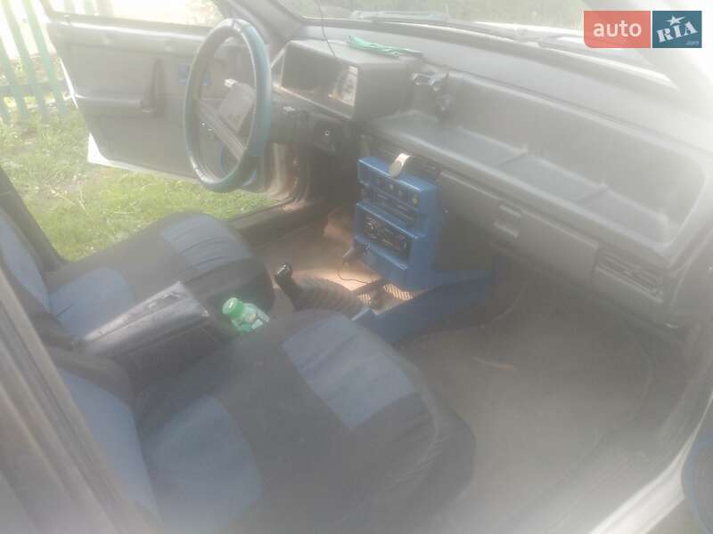 Хэтчбек ВАЗ / Lada 2109 1995 в Киеве