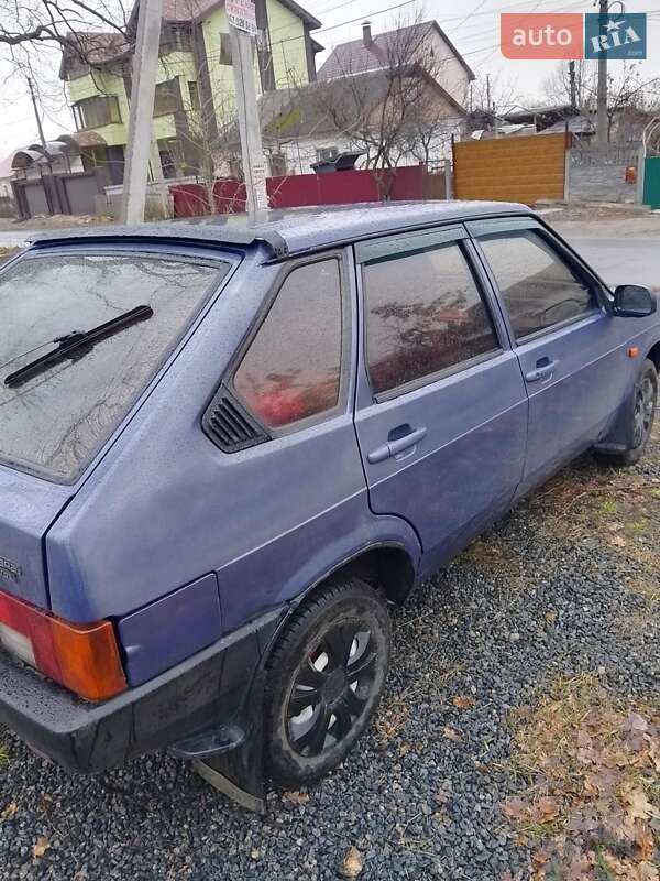 Хэтчбек ВАЗ / Lada 2109 1991 в Буче