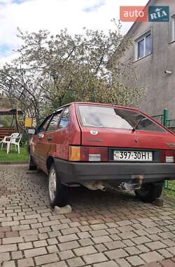 Хэтчбек ВАЗ 2109 1993 в 